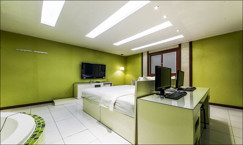 Nice Hotel Uijeongbu Buitenkant foto