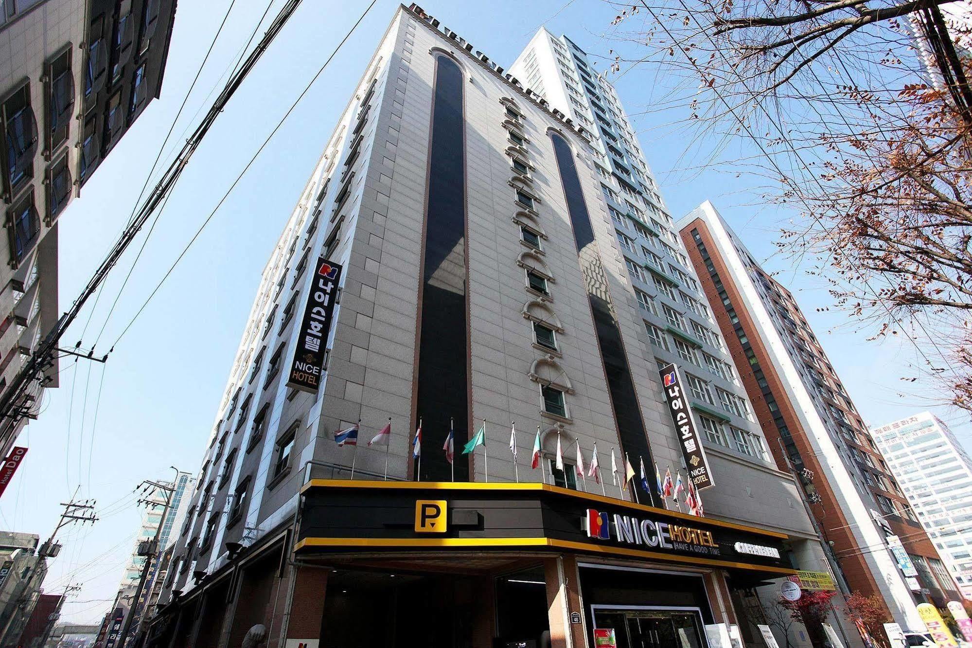 Nice Hotel Uijeongbu Buitenkant foto